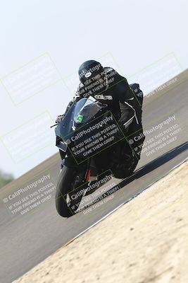 media/Sep-20-2025-TrackDaz (Sat) [[27f0cde673]]/C Group/1140am (Turn 2)/